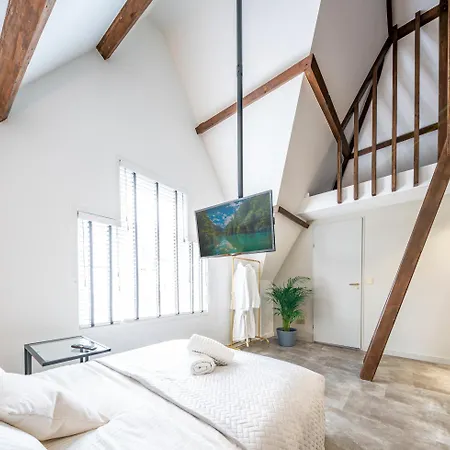 Bed & Breakfast New Family Xl Utopia Floor App4 Rotterdam-schiedam Centre Schiedam